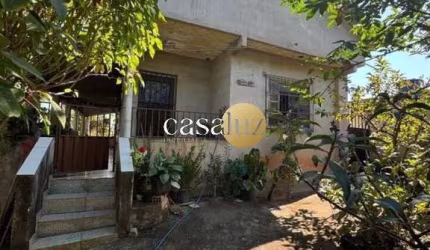 Casa localizada no bairro Colõnia Santa Isabel/ Betim