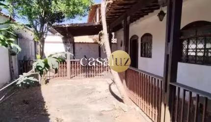 Casa localizada no bairro Olaria/ Belo Horizonte