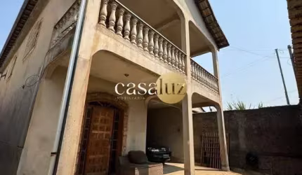 Casa localizada no bairro Santa Mônica/ Sarzedo