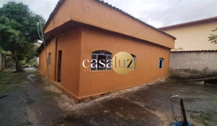 2 Casas localizadas no Bairro Brasília /Sarzedo
