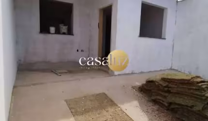 Casa em fase de acabamento localizada no bairro Santo Antônio /Sarzedo