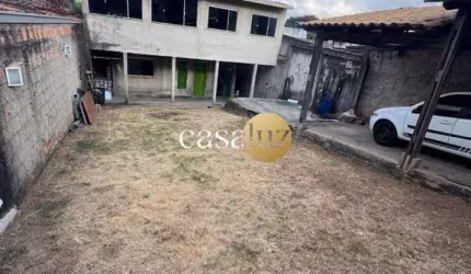 Casa de 2 pavimentos localizada no bairro Recanto da Lagoa /Ibirité