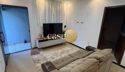 Casa localizada no bairro Bela Vista /Mário Campos