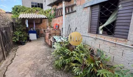 Casa localizada no bairro Tirol /Belo Horizonte