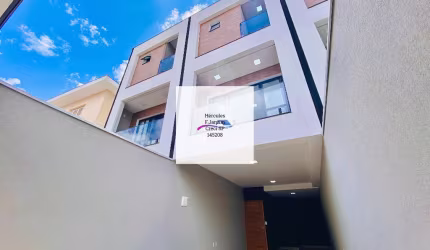 LINDO SOBRADO 3 DORM 3 VG  140M  - PENHA