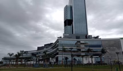 Sala comercial para alugar na Avenida Padre Cacique, 2893, Praia de Belas, Porto Alegre, 30 m2 por R$ 2.800