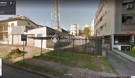 Terreno comercial para alugar na Rua Bezerra de Menezes, 384, Passo da Areia, Porto Alegre, 374 m2 por R$ 2.550
