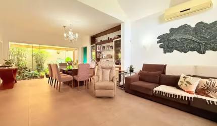 Casa em condomínio fechado com 5 quartos para alugar na Rua Jataí, 563, Cristal, Porto Alegre, 499 m2 por R$ 8.500