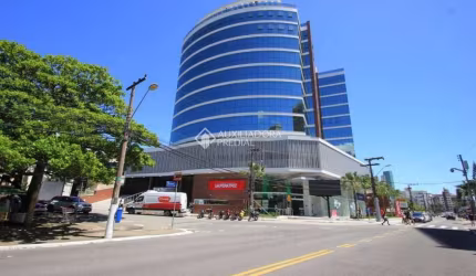 Sala comercial para alugar na Rua Lauro Linhares, 2010, Trindade, Florianópolis, 127 m2 por R$ 7.400