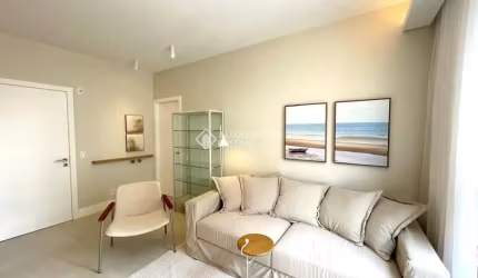 Apartamento com 2 quartos para alugar na Avenida Rio Branco, 430, Centro, Florianópolis, 68 m2 por R$ 8.000
