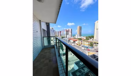 Varanda vista mar, 50M DO MAR em Candeias - 120m2.
