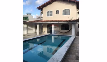 CASA DUPLEX PARA CLÍNICAS DE SAÚDE OU CONSULTÓRIOS MÉDICOS EM BOA VIAGEM COM PISCINA