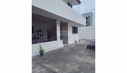 CASA A VENDA EM OLINDA 180m² - 3 quartos
