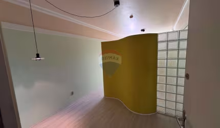 Sala Comercia na Ilha do Leite