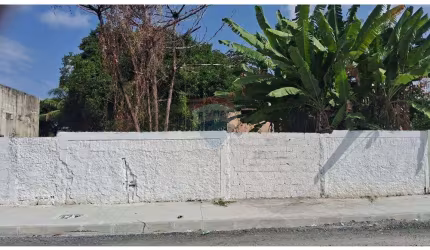 UM EXCELENTE TERRENO EM CAMPO GRANDE , 360m² .