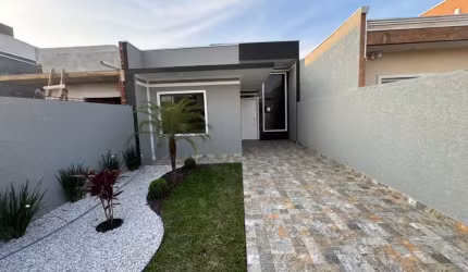 Linda casa com suíte