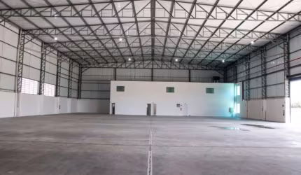 Galpão para alugar em Mogi Mirim, em condomínio, 2.230,00 m²   Próximo à Campinas