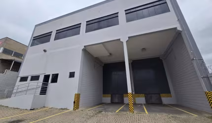 Galpão para alugar ou vender em Sorocaba na principal avenida do Eden