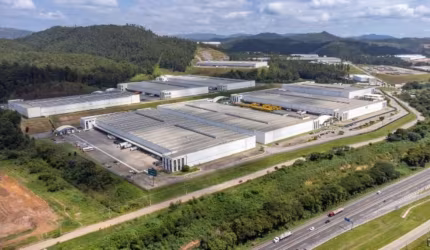 Galpão em Cajamar para alugar Logístico e industrial na Rodovia Anhanguera