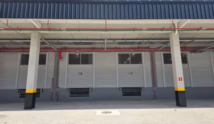 Galpão modular para alugar no Embu em São Paulo na Rodovia Regis Bittencourt Km