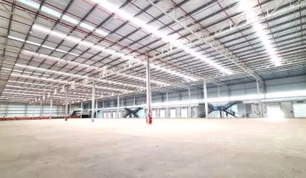 Galpão industrial e logístico para alugar em Araçariguama na Rodovia Castelo Branco
