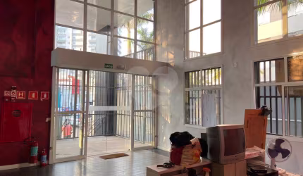 Prédio inteiro à venda em Vila Clementino - SP