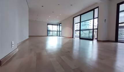 Apartamento com 4 quartos à venda em Campo Belo - SP