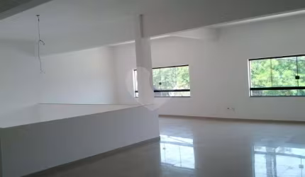 Prédio inteiro à venda em Jardim Taboão - SP