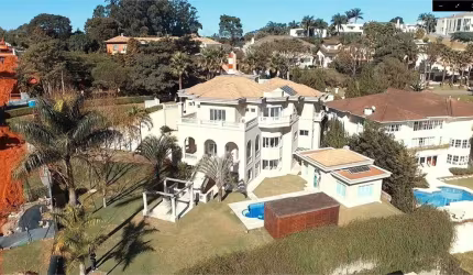 Sobrado com 4 quartos à venda em Residencial Tamboré - SP