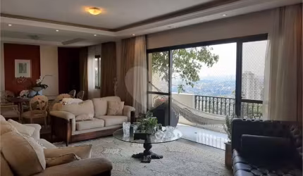 Apartamento com 4 quartos à venda em Vila Suzana - SP