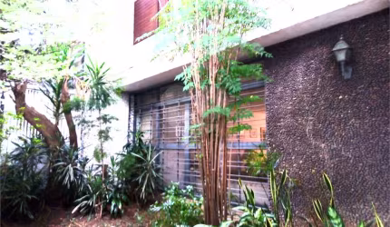 Sobrado com 4 quartos à venda em Vila Cordeiro - SP