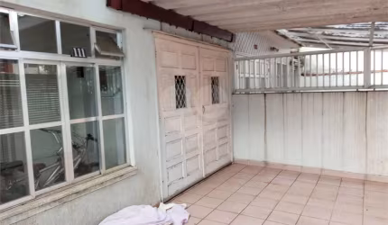 Sobrado com 4 quartos à venda em Boqueirão - SP