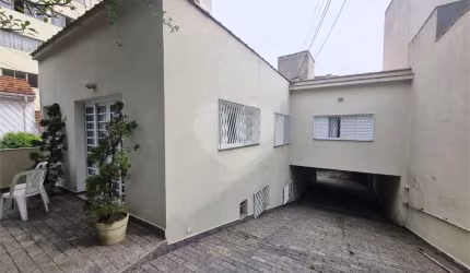 Casa com 4 quartos à venda em Vila Clementino - SP