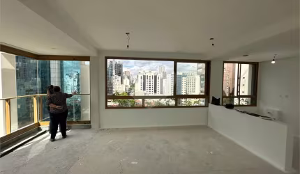 Apartamento com 2 quartos à venda em Itaim Bibi - SP