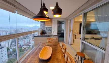 Apartamento com 4 quartos à venda em Embaré - SP