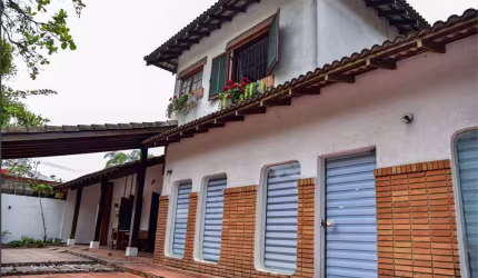 Sobrado com 8 quartos à venda ou para locação em Loteamento João Batista Julião - SP