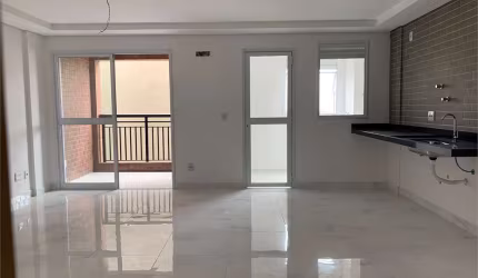 Apartamento com 3 quartos à venda em Estuário - SP
