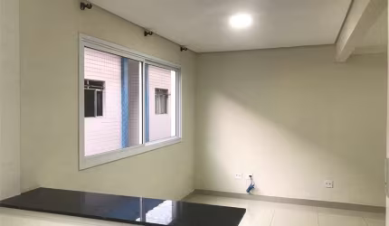 Condomínio com 2 quartos à venda em Macuco - SP