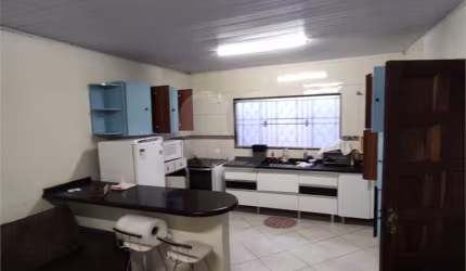 Casa térrea com 2 quartos à venda em Vila Santa Isabel - SP