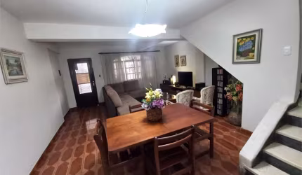 Sobrado com 3 quartos à venda em Vila Araguaia - SP