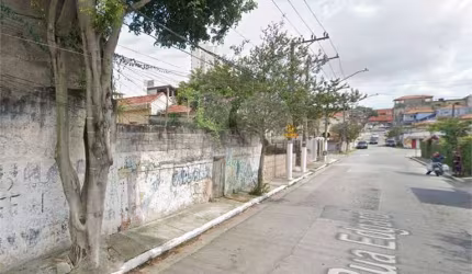 Terreno à venda em Vila Leonor - SP