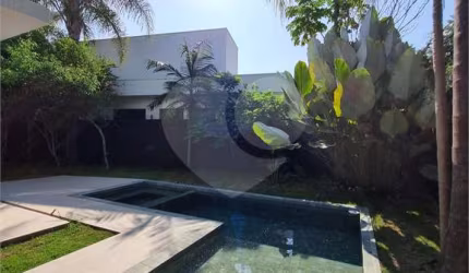 Casa com 4 quartos à venda em Jardim Das Nações - SP
