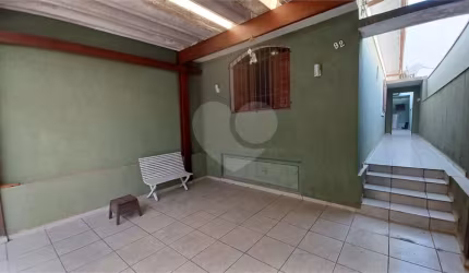 Casa com 2 quartos à venda em Vila Guaca - SP