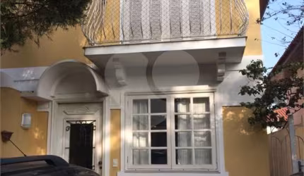 Condomínio com 3 quartos à venda em Jardim Rosa Maria - SP