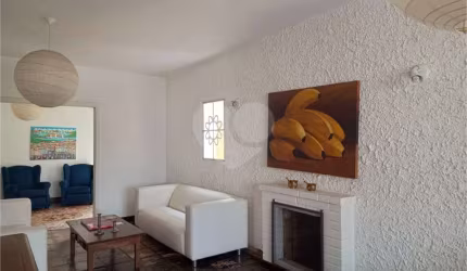 Casa com 4 quartos à venda em Vila Inah - SP