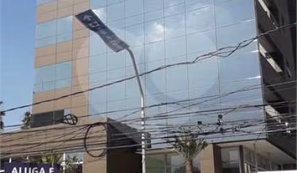 Prédio inteiro à venda ou para locação em Pinheiros - SP