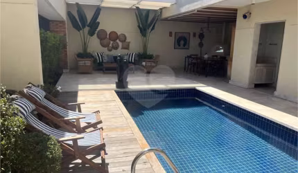 Apartamento com 4 quartos à venda em Real Parque - SP