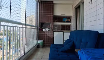 Apartamento com 3 quartos à venda em Carandiru - SP