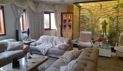 Sobrado com 3 quartos à venda em Jardim Guapira - SP