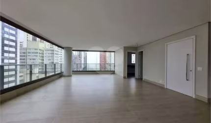 Apartamento com 4 quartos à venda em Vila Nova Conceição - SP